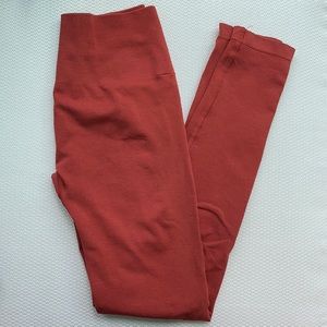 Alphalete Amplify Leggings